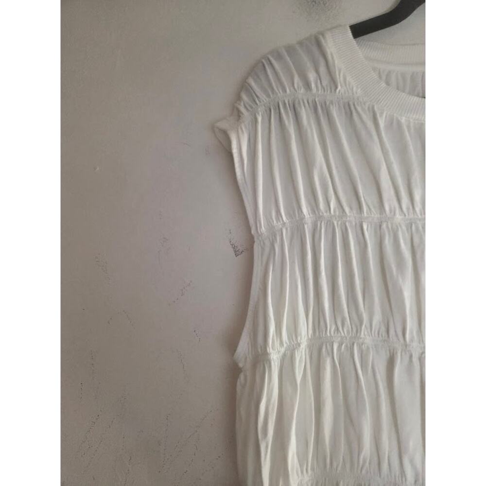 Maeve Anthropologie White 100% Cotton Tiered Smocked Bubble Tee size Medium - Picture 3 of 7